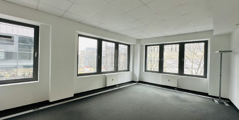 Büro-/Praxisfläche