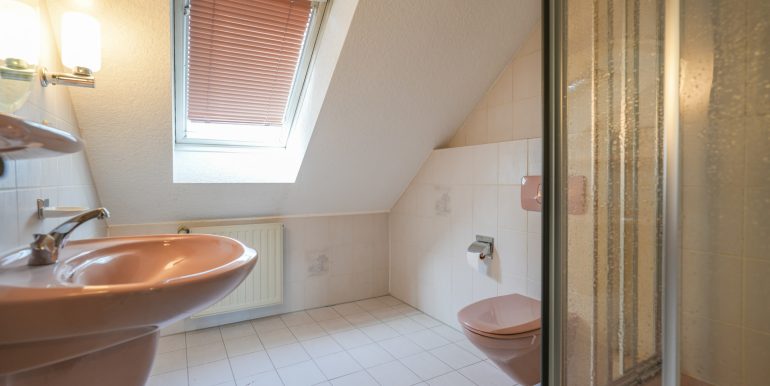 Badezimmer DG