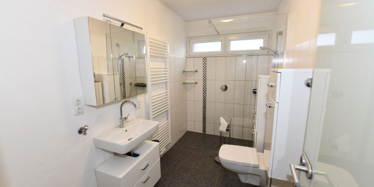 Badezimmer im Erdgeschoss