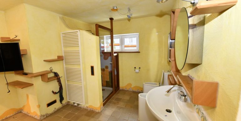 Spa-Bereich im Obergeschoss