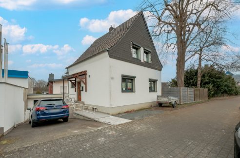 Straßenansicht