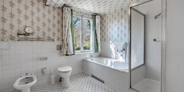 Badezimmer im EG