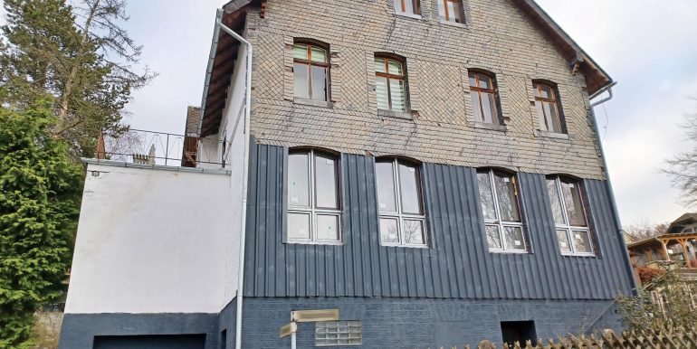 Straßenansicht