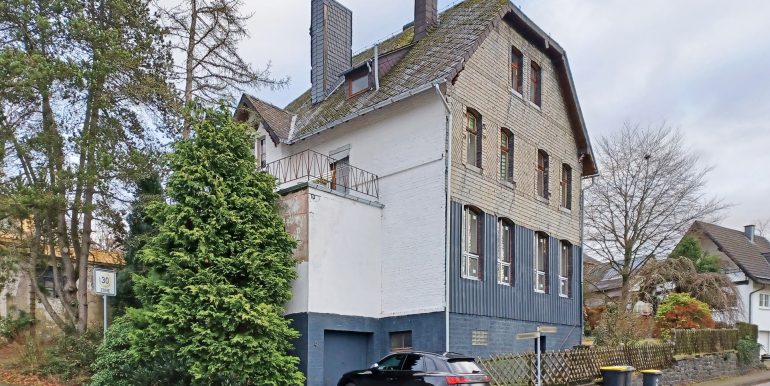 Straßenansicht