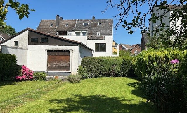 Ansicht Wirtschaftsgebäude/Garage