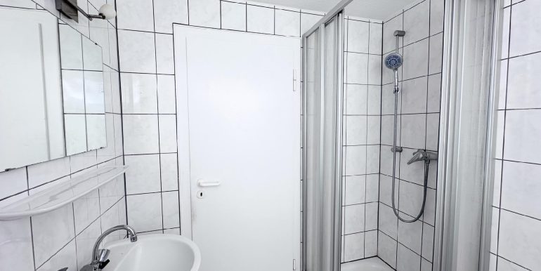 Tageslichtbad mit Dusche