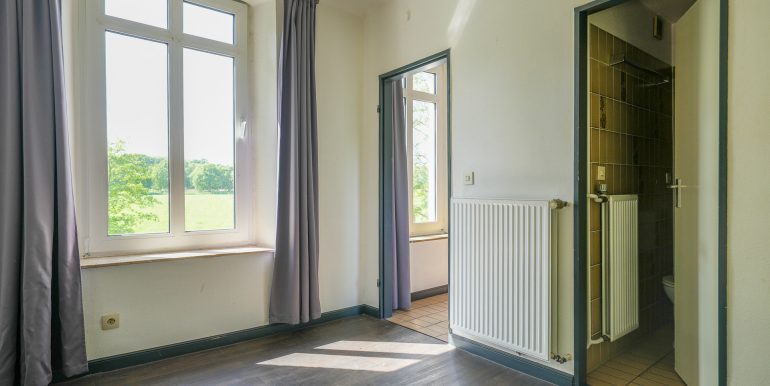 Räumlichkeit 7
