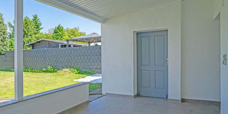 überdachte Terrasse