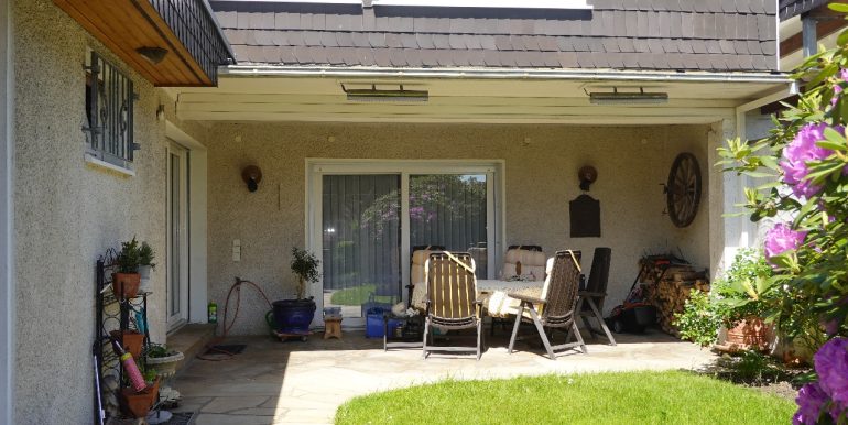 Überdachte Terrasse