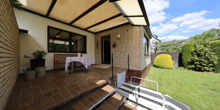 überdachte Terrasse