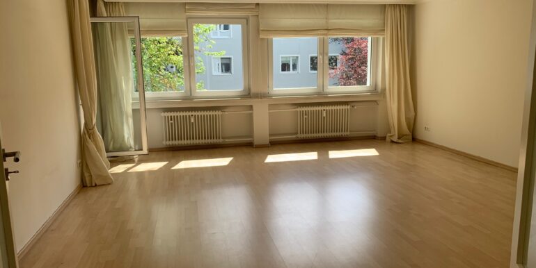 großes Wohnzimmer