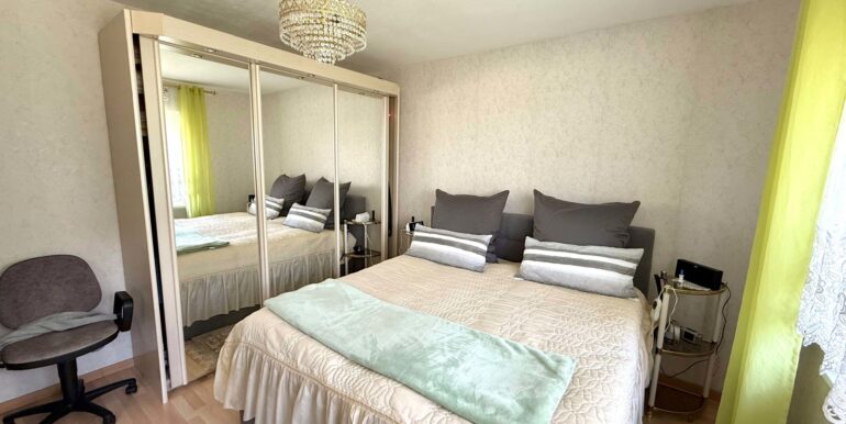 EG Schlafzimmer