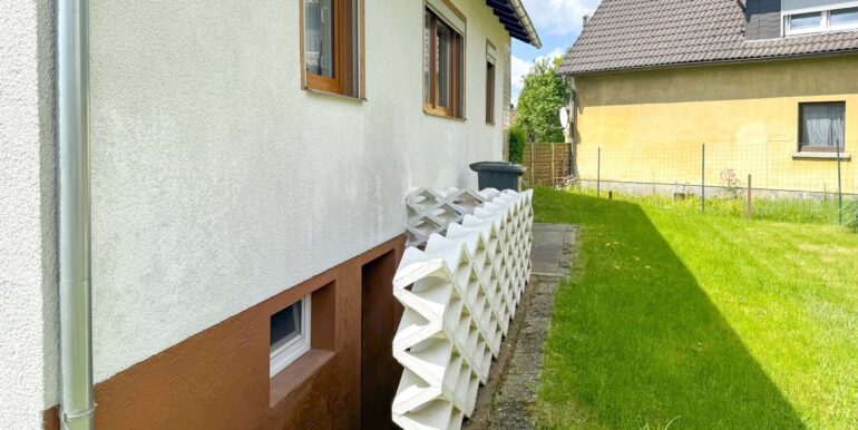Kellerzugang