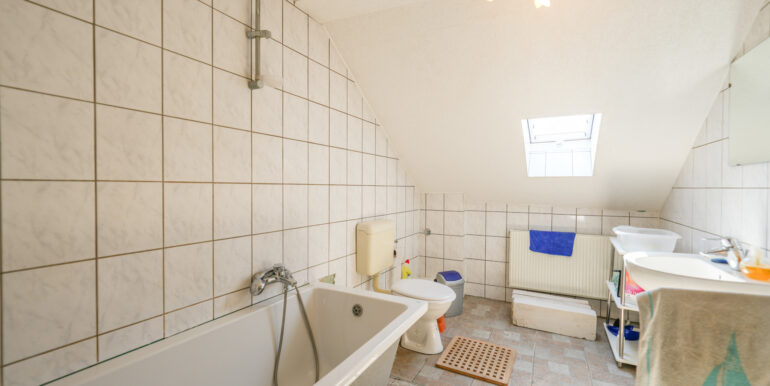 Badezimmer DG