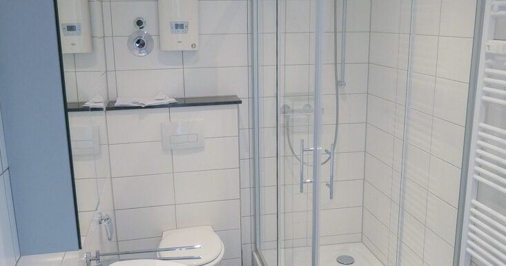 Modernes Badezimmer