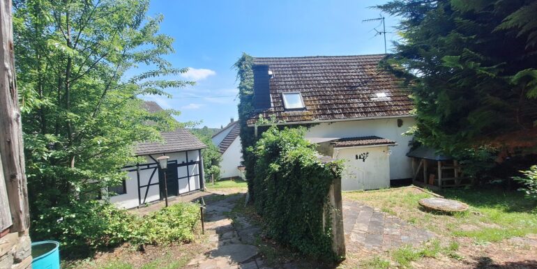 Haupthaus + Nebenhaus