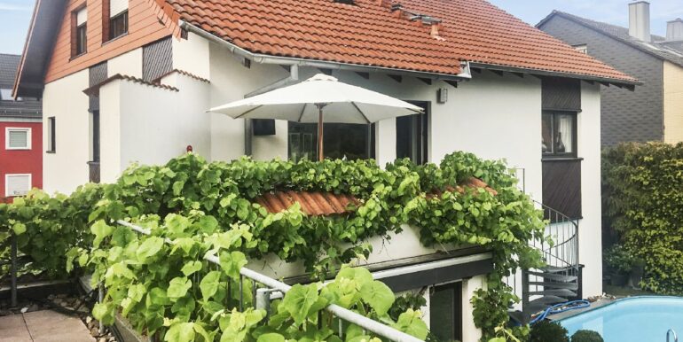 Rückwärtige Ansicht