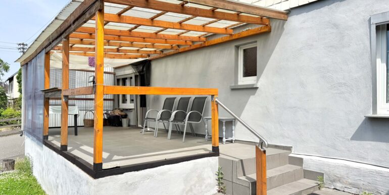 EG überdachte Terrasse