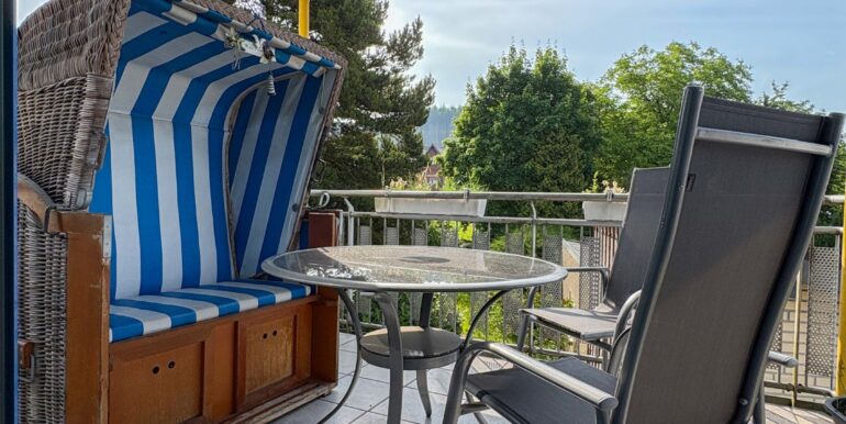 Balkon (1.OG)