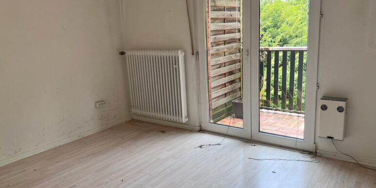 Zimmer mit Balkon