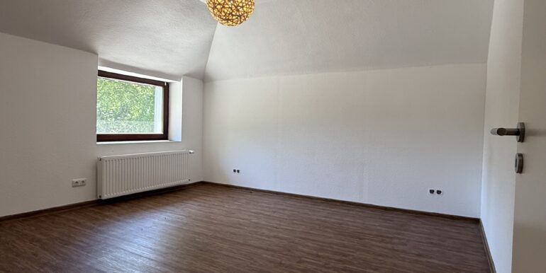 Kinderzimmer OG (1 von 3)