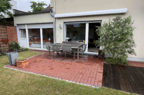 Tolle EG-ETW mit Garten