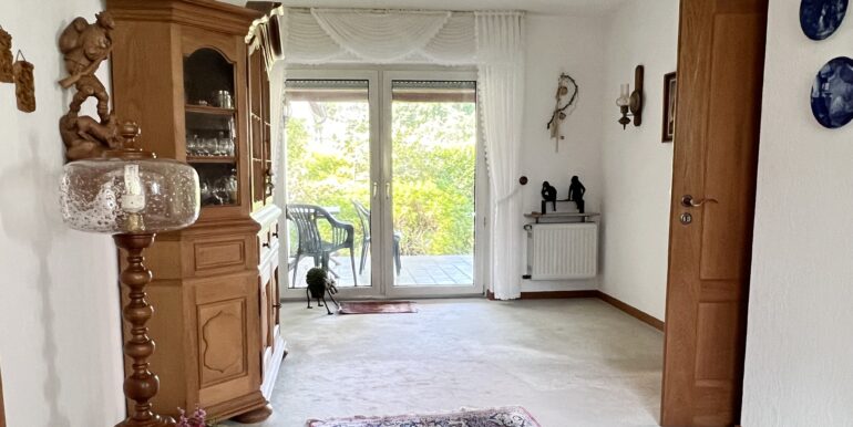 Wohnbereich mit Ausgang zur Veranda