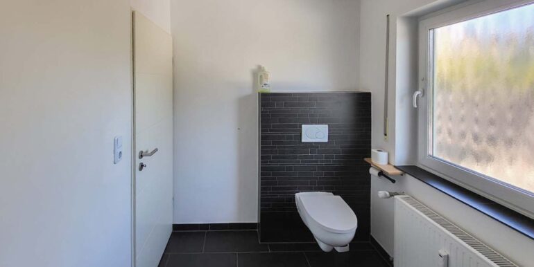 Badezimmer EG
