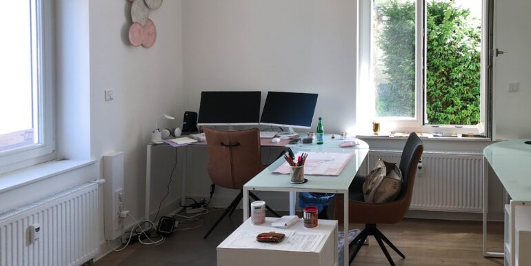 Büro 2