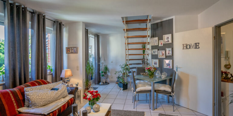 Wohnzimmer DG