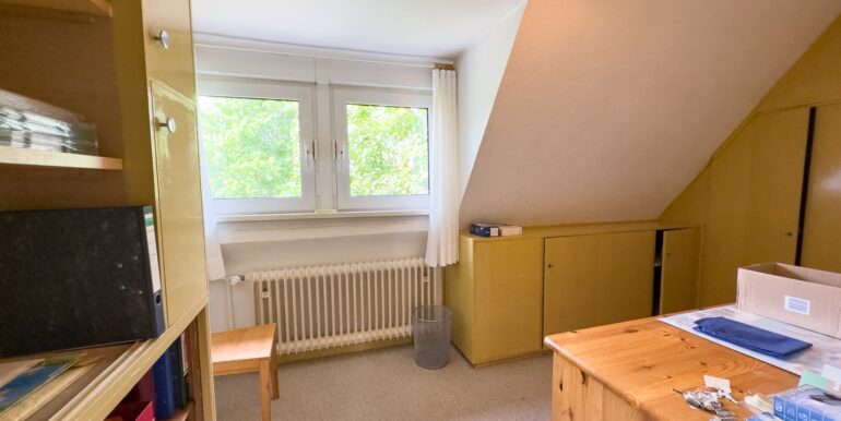 Zimmer 4 DG
