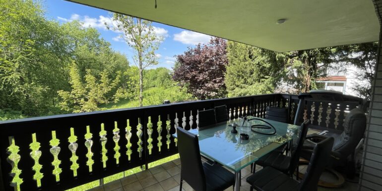 Balkon EG
