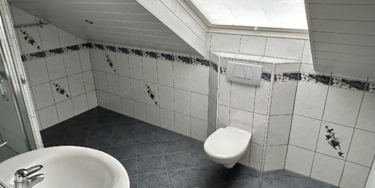 Badezimmer im Obergeschoss
