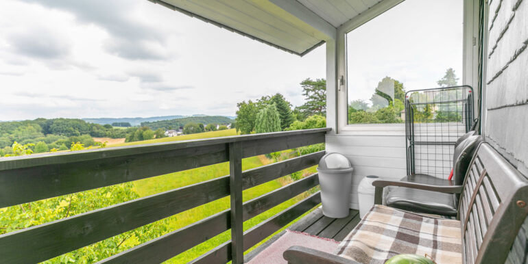 Überdachter Balkon