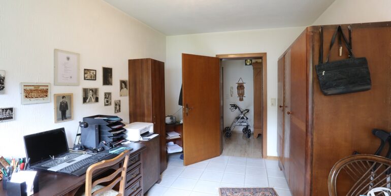 EG: Kind/Büro ...