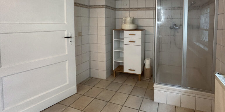 Bad Altbau EG