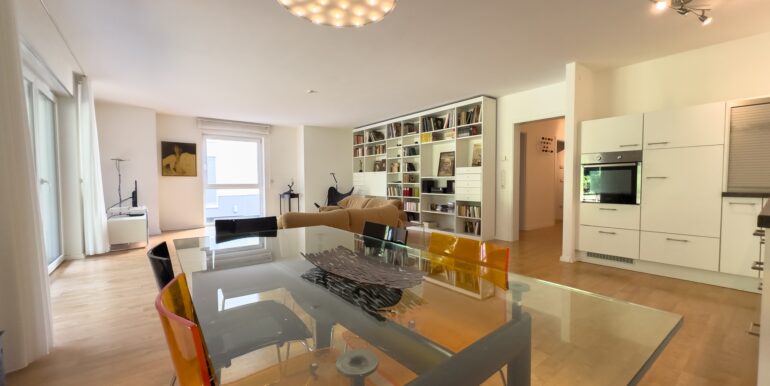 Wohnzimmer Richtung Wohnen