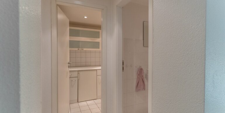 Zwischendiele vor dem WC udn der Küche