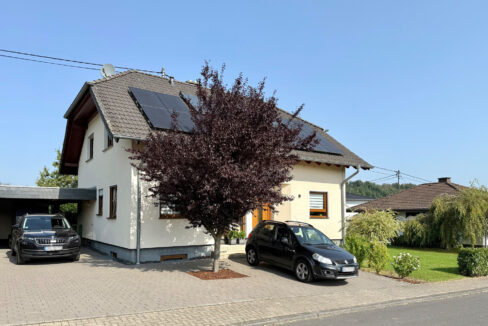 Straßenansicht