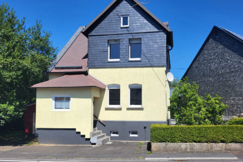 Straßenansicht