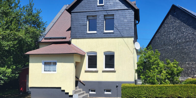 Straßenansicht