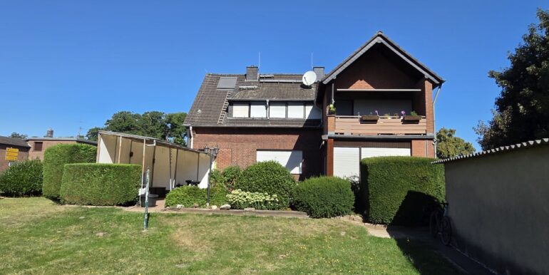 Sattes Einfamilienhaus im Außenbereich