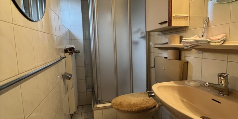 Badezimmer EG
