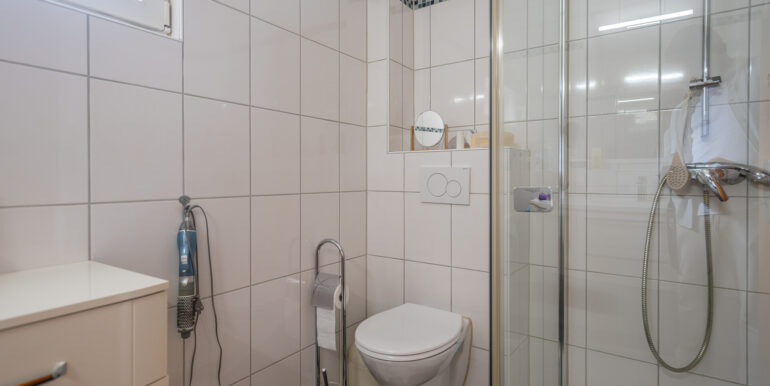 Badezimmer 52