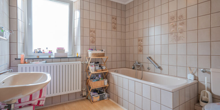 Wannenbad OG 54