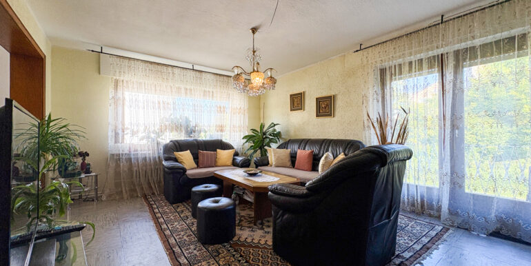 Wohnzimmer (EG)