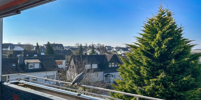 ideal nutzbarer Balkon in Sonnenlage