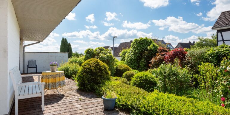 Terrasse am Wohnzimmer