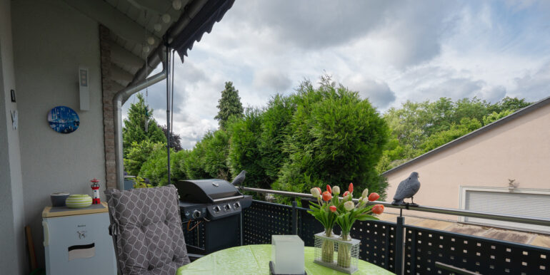 Überdachter Balkon