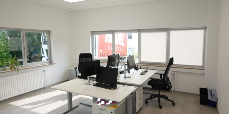 Büro 2